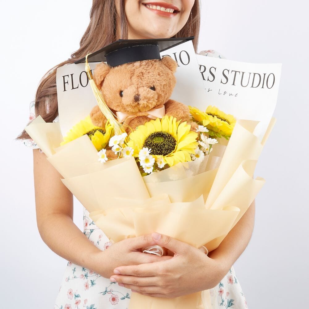 Artificial-sunflowers_graduation teddy-bouquet