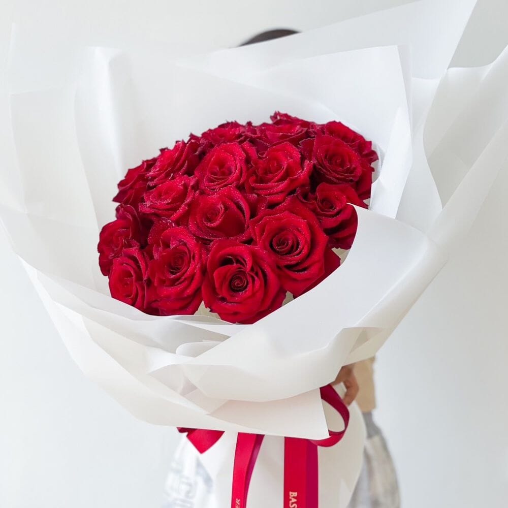 Red roses Bouquet